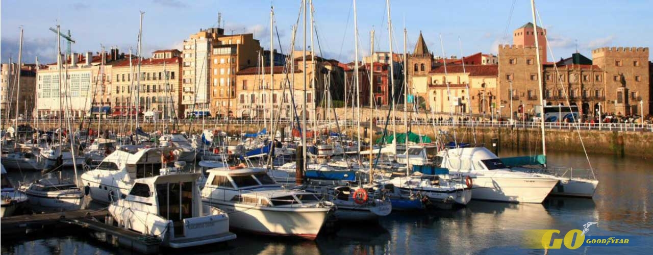 Gijón puerto deportivo