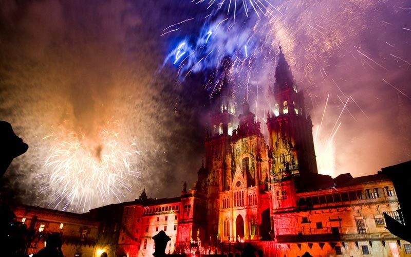 Día de Galicia, fuegos artificiales en honor al Apóstol