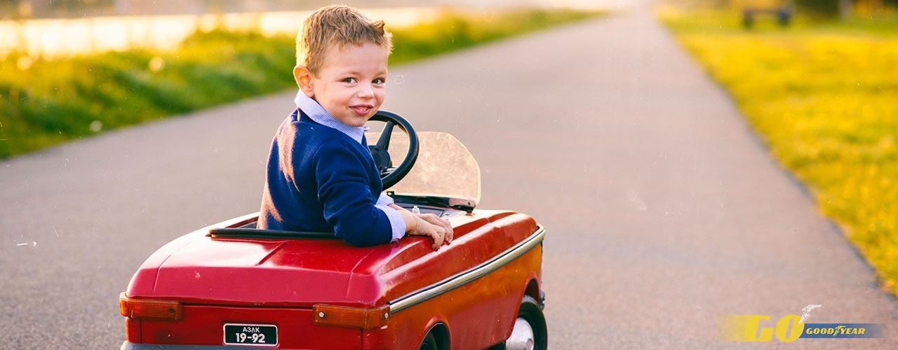 Coches para niños: tipos y beneficios de los coches para niños