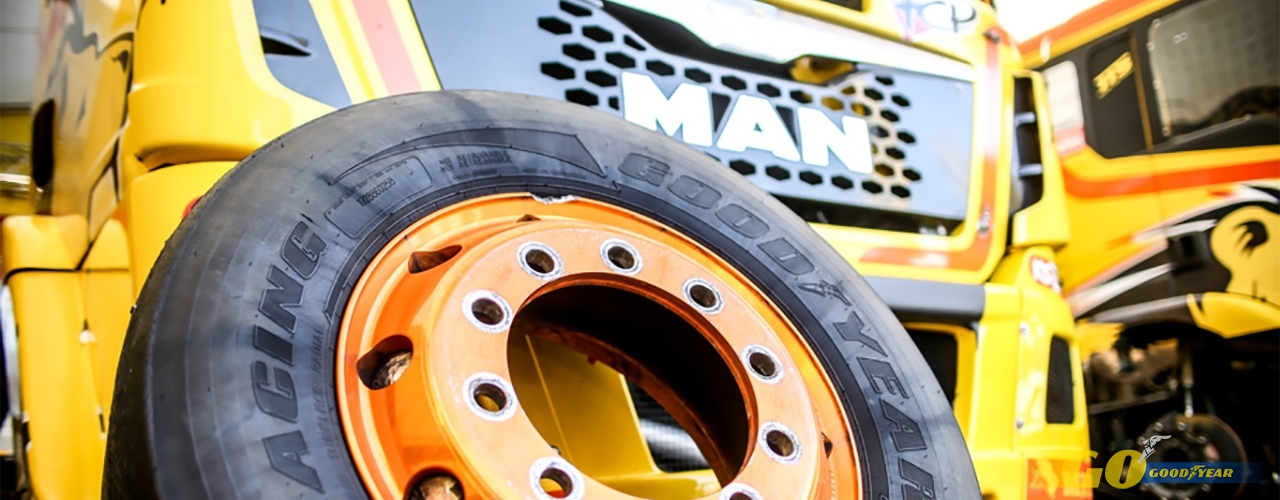 Neumáticos de competición Goodyear